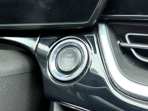 Used 2024 Chevrolet Trax RS w/ Sunroof Package image 21