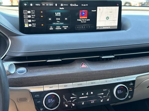 Used 2022 Genesis G80 2.5T w/ Prestige Package RWD image 28