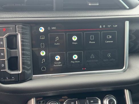Used 2022 GMC Yukon XL Denali AWD/4WD image 19