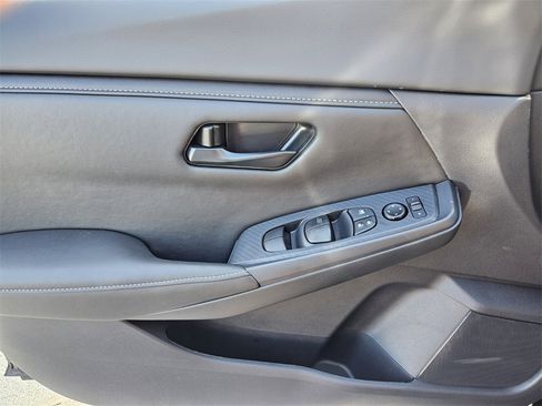 New 2025 Nissan Sentra S image 12