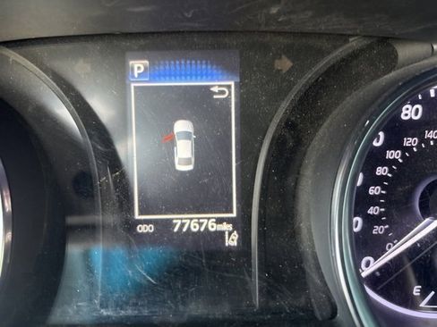 Used 2018 Toyota Camry SE image 7