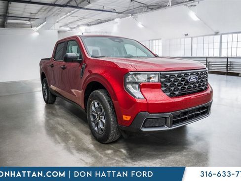 New 2025 Ford Maverick XLT image 31