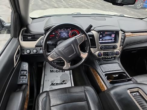 Used 2015 GMC Yukon XL Denali w/ Open Road Package AWD/4WD image 4