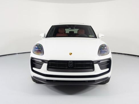 New 2026 Porsche Macan image 10