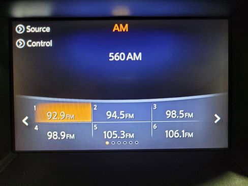Used 2017 Nissan Pathfinder Platinum w/ Family Entertainment Package AWD/4WD image 25
