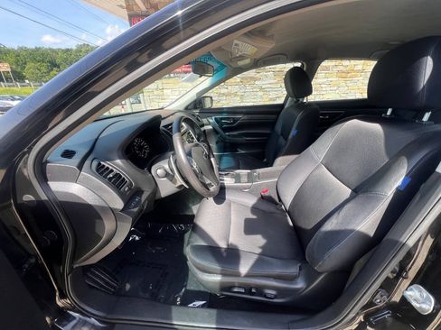 Used 2016 Nissan Altima 2.5 SR FWD image 16