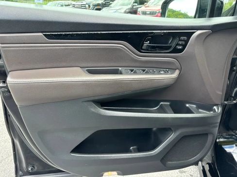 Used 2018 Honda Odyssey Elite image 13