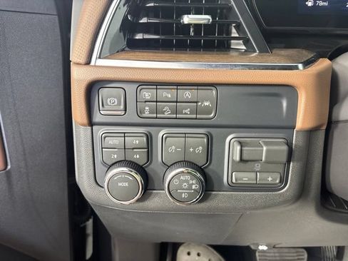 New 2026 Chevrolet Tahoe High Country w/ Sun And Tow Package AWD/4WD image 9