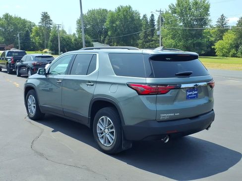 Used 2023 Chevrolet Traverse LT AWD/4WD image 3