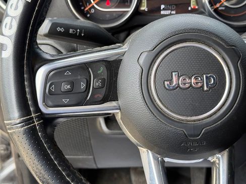 Used 2021 Jeep Gladiator Overland w/ Popular Equipment Package AWD/4WD image 17
