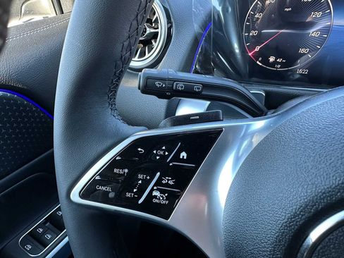 New 2026 Mercedes-Benz GLB 250 4MATIC image 34
