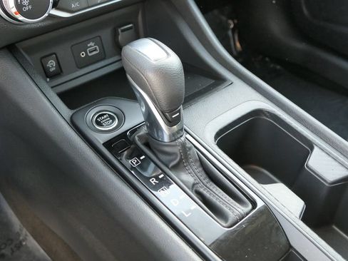 Used 2024 Nissan Sentra S FWD image 25