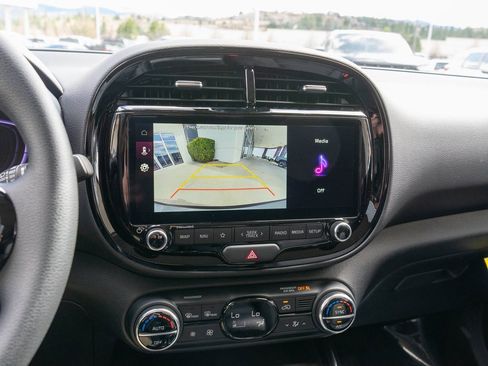 Used 2025 Kia Soul S image 23