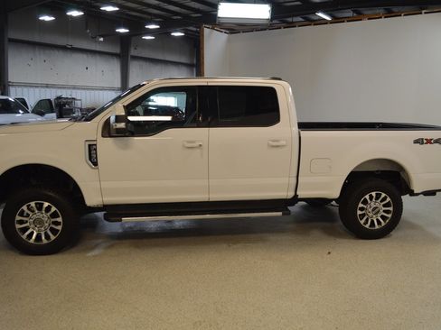 Used 2020 Ford F250 Lariat w/ Lariat Value Package image 6