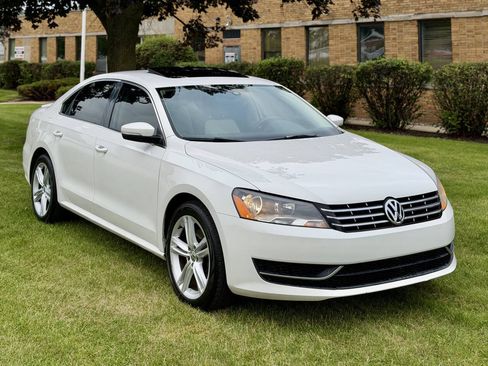 Used 2014 Volkswagen Passat TDI SE FWD image 4