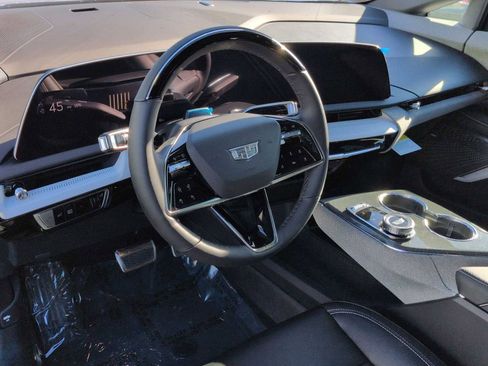 New 2026 Cadillac Optiq Luxury 1 image 12