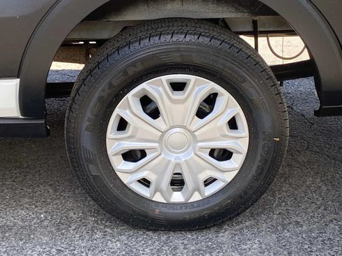 Used 2019 Ford Transit 350 XLT RWD image 7