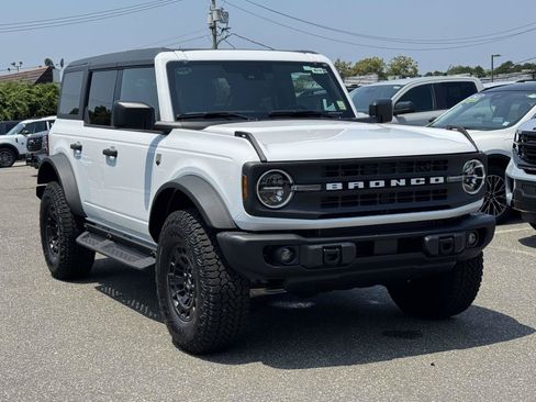 New 2026 Ford Bronco Big Bend w/ Black Diamond Package AWD/4WD image 2