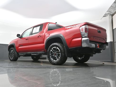 Used 2023 Toyota Tacoma TRD Off-Road w/ Black Out Package (TMS) AWD/4WD image 30