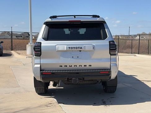 Used 2026 Toyota 4Runner TRD Sport Premium image 8