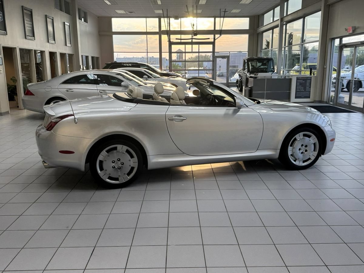 Used 2007 Lexus SC 430 Convertible w/ Preferred Accessory Pkg RWD image 8