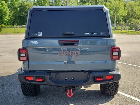 Used 2025 Jeep Gladiator Rubicon AWD/4WD image 13