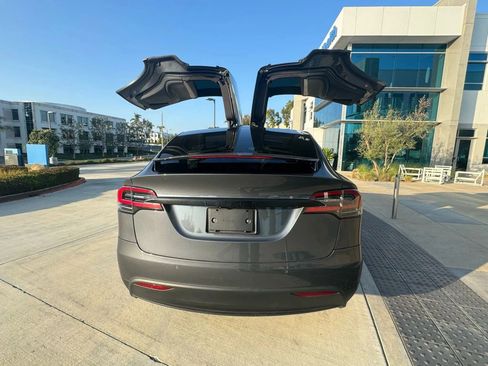 Used 2020 Tesla Model X Long Range AWD/4WD image 6