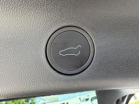 Used 2024 Tesla Model Y Long Range image 24