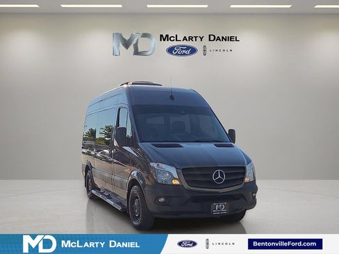Used 2018 Mercedes-Benz Sprinter 2500 image 1