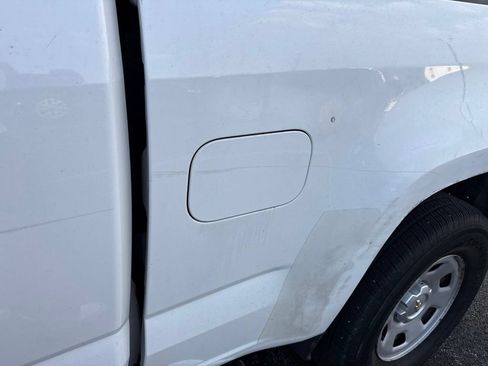 Used 2016 Chevrolet Colorado W/T RWD image 15