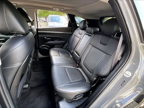 Used 2024 Hyundai Tucson Limited image 19