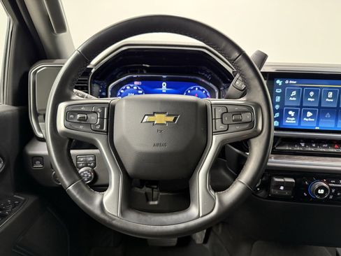 Used 2024 Chevrolet Silverado 2500 LTZ image 27