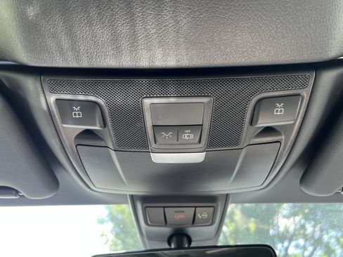 Used 2020 Mercedes-Benz C 300 Cabriolet image 28