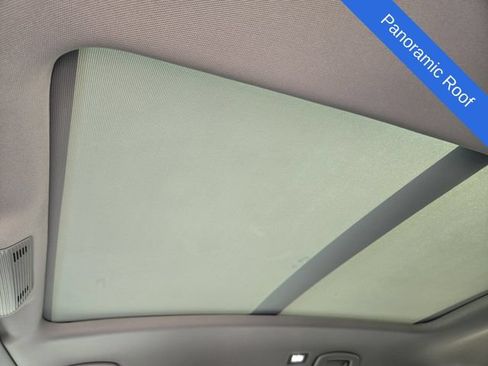 Used 2024 Volkswagen Atlas SE FWD image 24