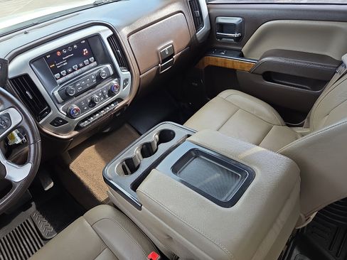 Used 2016 GMC Sierra 2500 SLT w/ Duramax Plus Package image 12