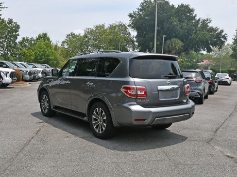 Used 2019 Nissan Armada SL w/ Premium Package AWD/4WD image 3