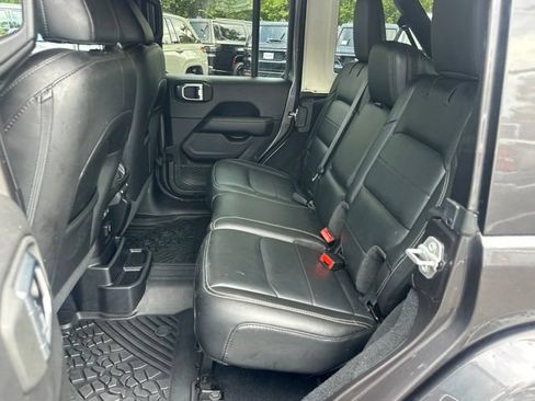 Used 2020 Jeep Wrangler Unlimited Sahara AWD/4WD image 30