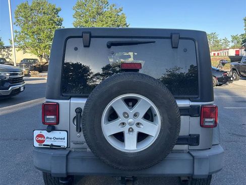 Used 2017 Jeep Wrangler Unlimited Sport w/ Quick Order Package 24S image 5