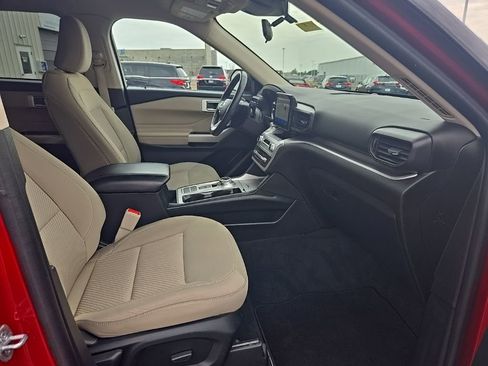 Used 2022 Ford Explorer XLT RWD image 33