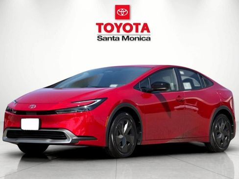 New 2026 Toyota Prius Plug-In Hybrid FWD image 6