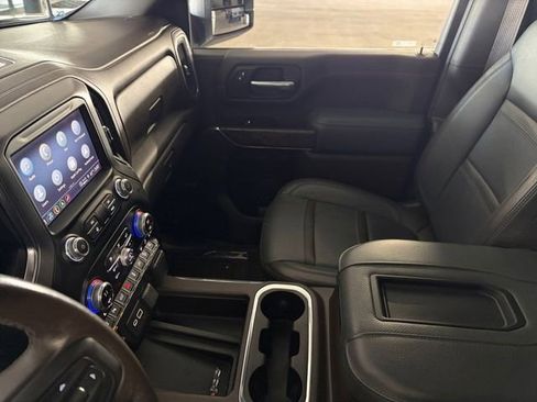 Certified 2022 GMC Sierra 2500 Denali w/ Denali Ultimate Package image 12