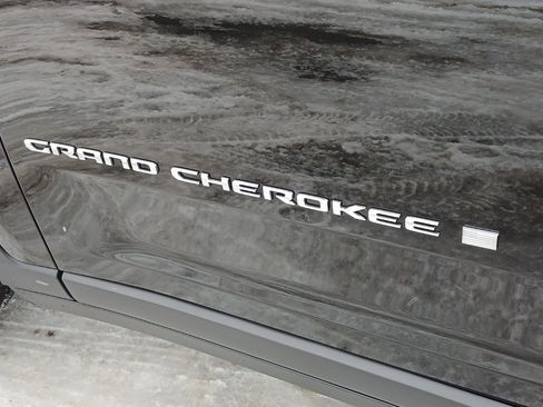 Certified 2023 Jeep Grand Cherokee L Limited w/ Trailer Tow Group (B) image 29