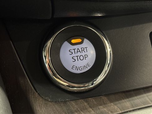 Used 2023 Nissan Murano Platinum image 35