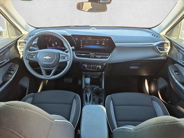 Used 2026 Chevrolet TrailBlazer LT FWD image 16
