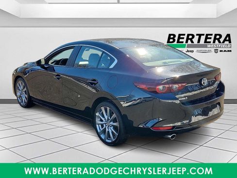 Used 2024 MAZDA MAZDA3 s FWD image 4