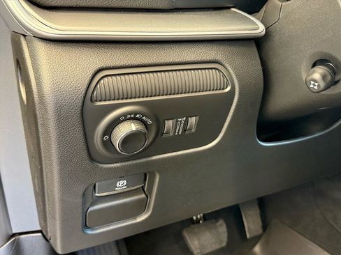 New 2026 Jeep Grand Wagoneer 4WD image 22