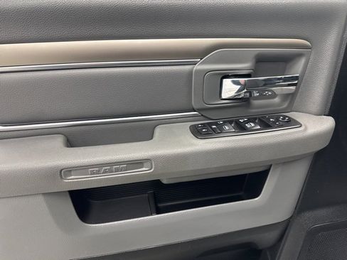 Used 2018 RAM 1500 Big Horn image 9