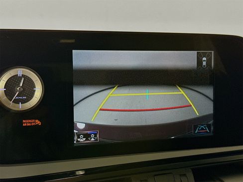 Used 2022 Lexus ES 350 F Sport image 14