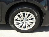 Used 2012 Toyota Camry L image 4