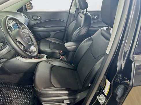 Used 2020 Jeep Compass Latitude w/ Cold Weather Group image 15